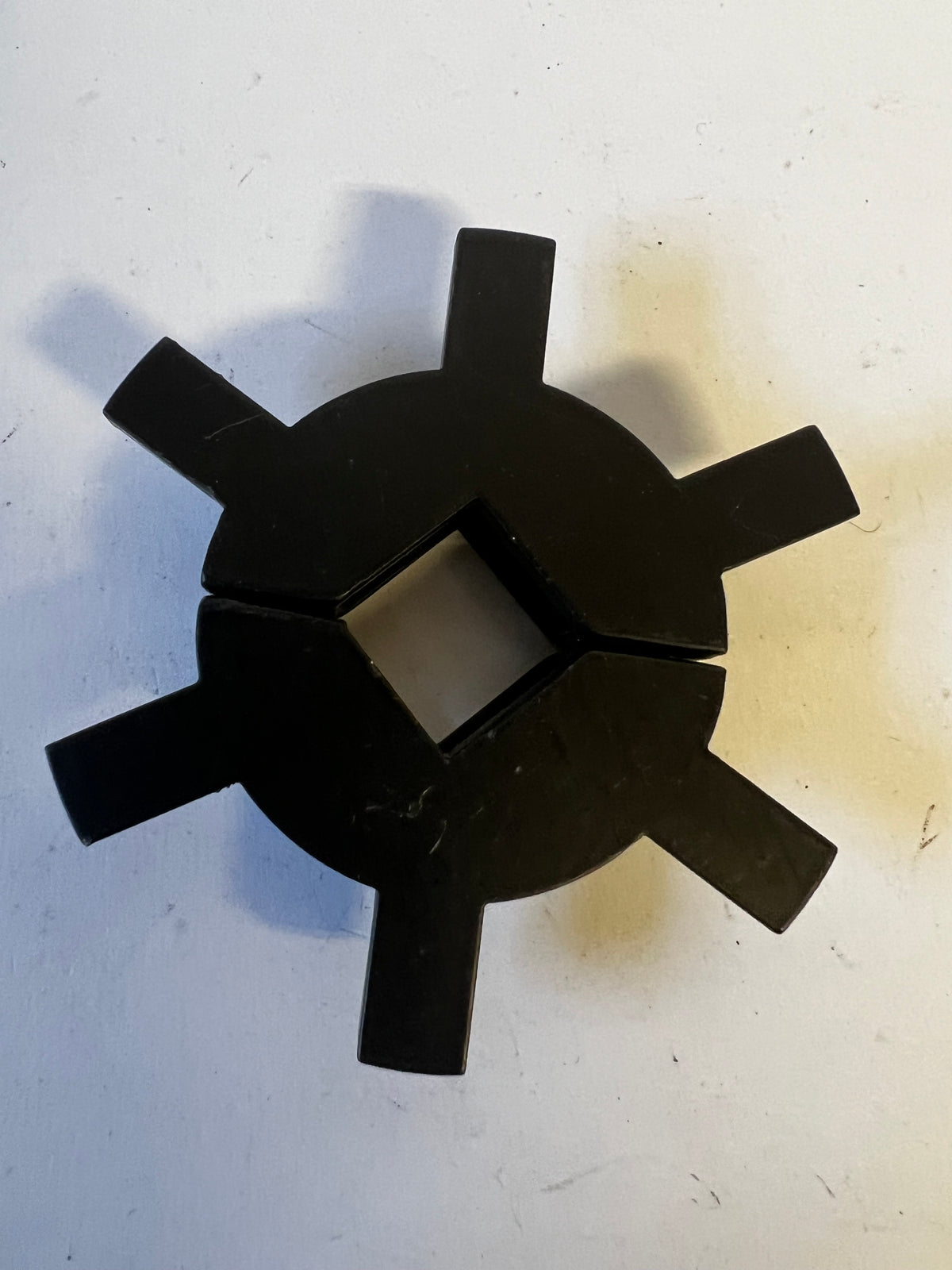 Rotation shunt star wheel for 17 mm square shaft